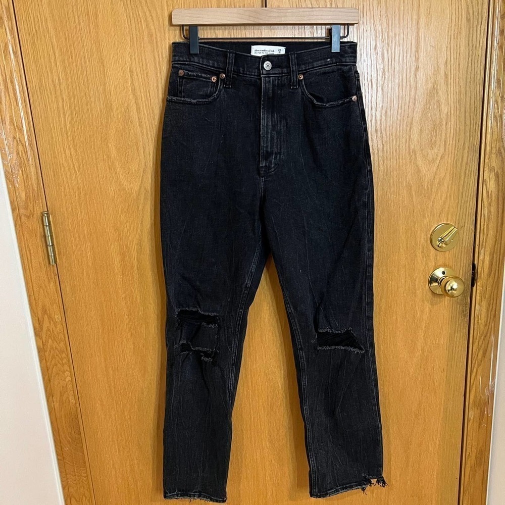 Abercrombie & Fitch Ultra High Rise Ankle Straight Jeans
